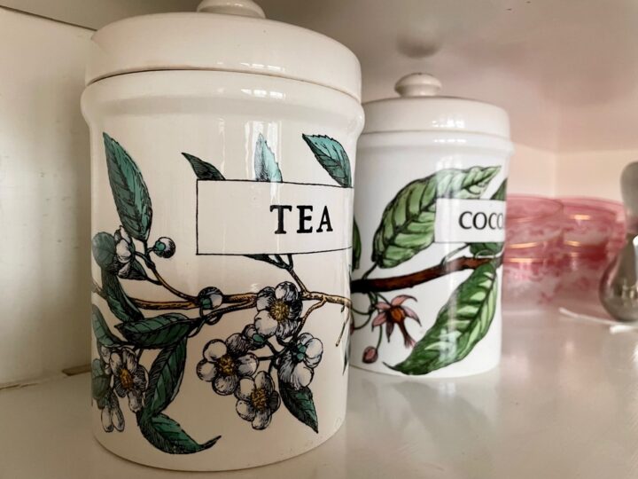 Fornasetti jar with lid, Tea and cocoa