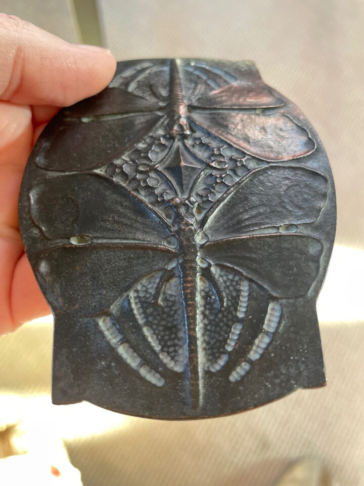 Detalj bälte i brons, 1900-tal