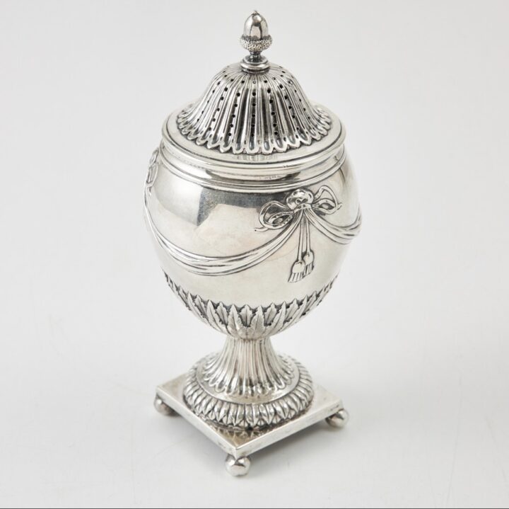 potpurriurna sterling silver. Pierre Gillois, 1771-1772, London